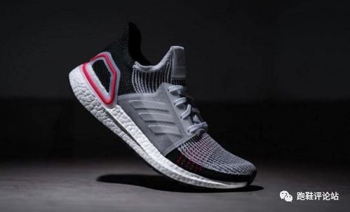 Adidas最新跑鞋，科技与舒适的完美融合